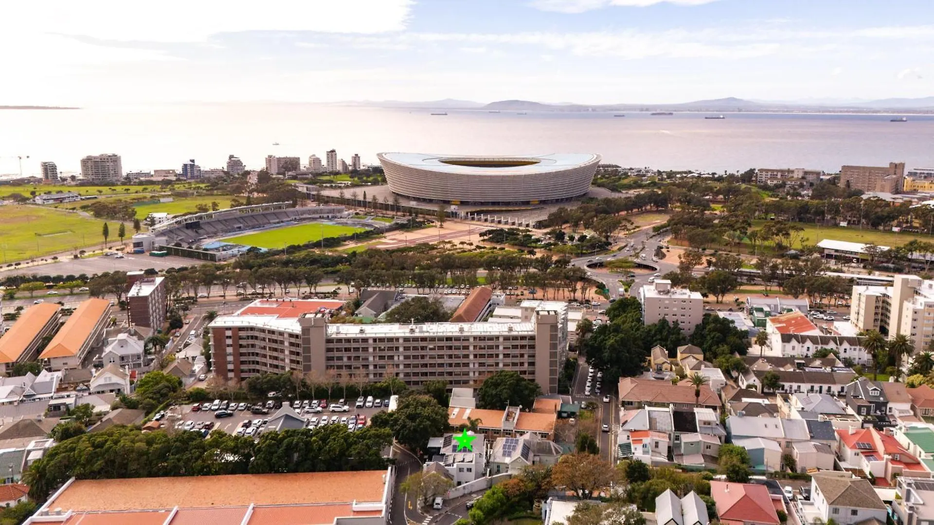 Green Point'S Pod - Indulge In An Urban Oasis Cape Town