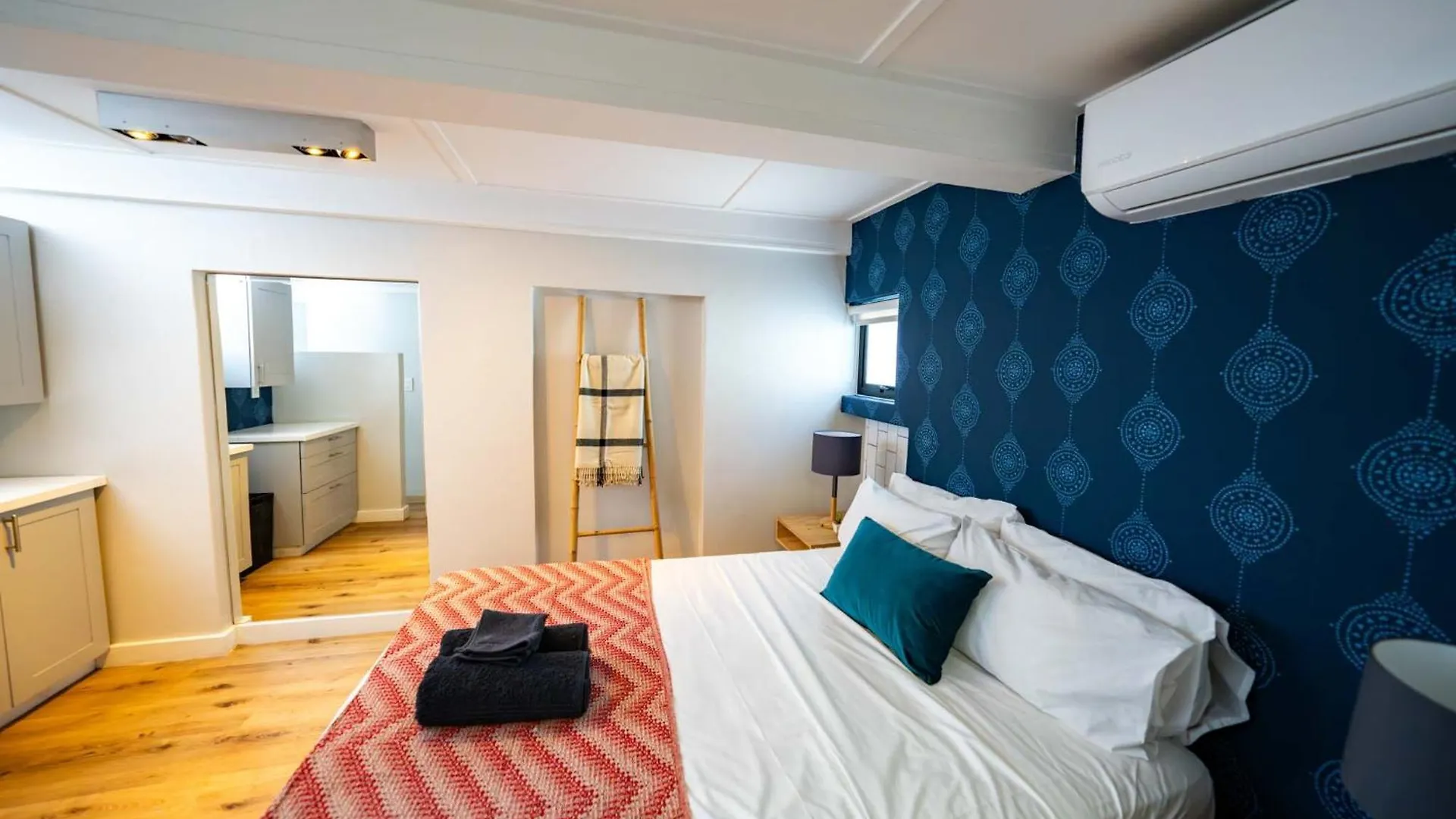 Apartment Green Point'S Pod - Indulge In An Urban Oasis Cape Town
